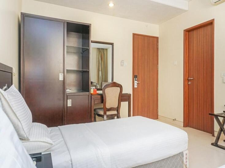 Yerandwane Hotel Ashoka, Pune מראה חיצוני תמונה