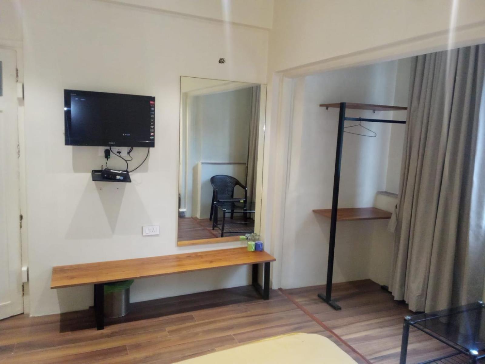 Yerandwane Hotel Ashoka, Pune מראה חיצוני תמונה